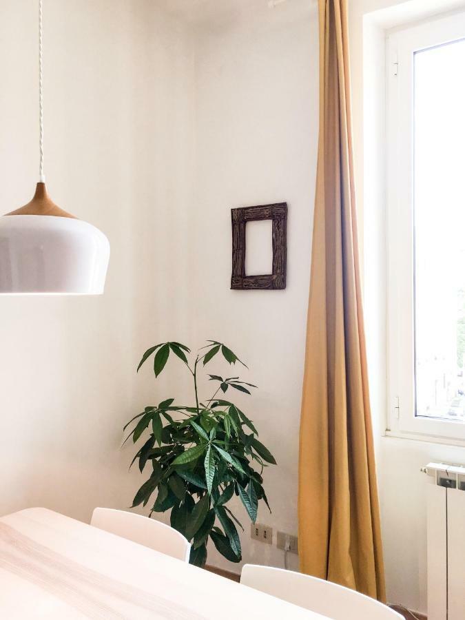 Panoramic Castle Apt Trastevere ローマ エクステリア 写真