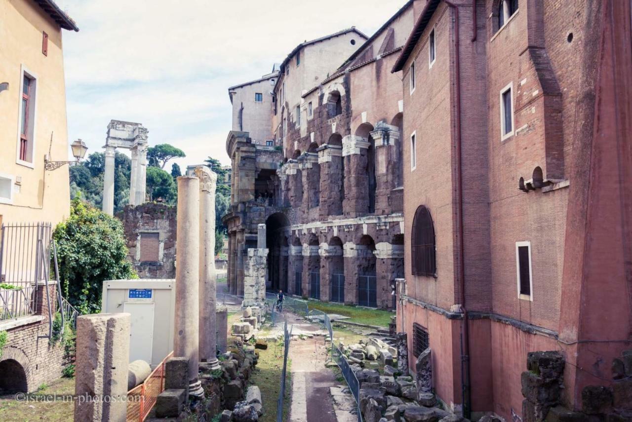 Panoramic Castle Apt Trastevere ローマ エクステリア 写真
